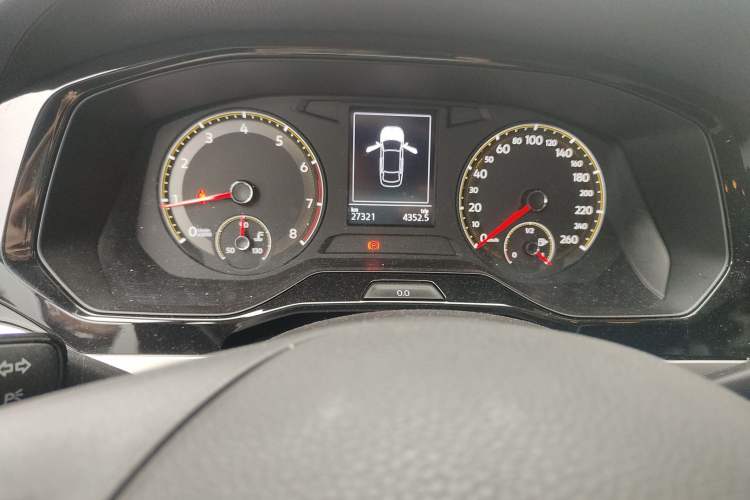 Used Volkswagen Bora 2021 1.5L Automatic Fashionable Smart Connectivity Version Odometer Close Up