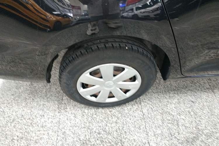 Used Volkswagen Santana 2015 1.6L Manual Fashion Edition Right Rear Wheel Hub