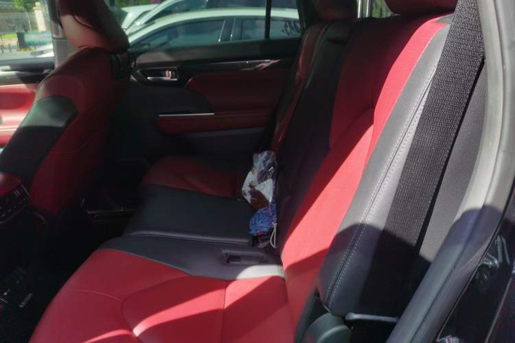 Used Toyota Crown Kluger 2021 2.5L HEV Four-Wheel Drive Flagship Edition
