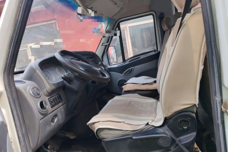 Used Iveco Power Daily 2013 2.5T-A37 Dual-Purpose High-Roof Van