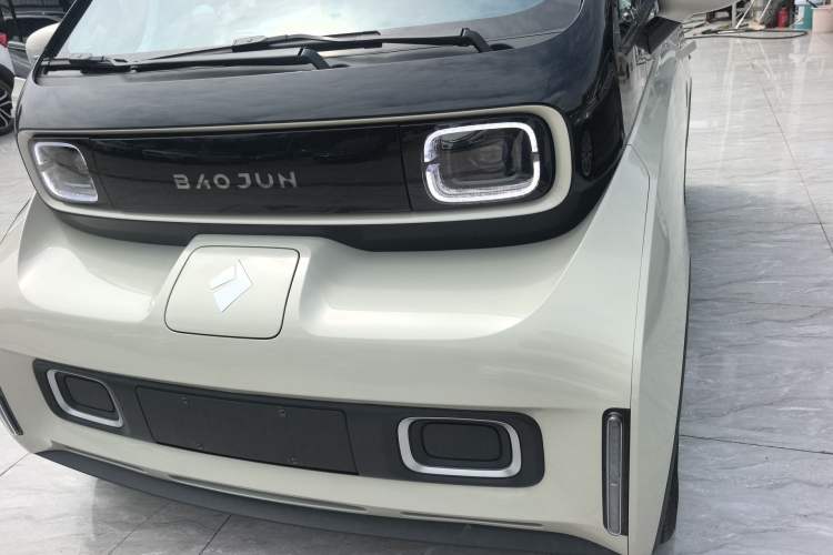 Used Baojun KiWi EV 2022 Artist Lite Edition Ternary Lithium Left Front Headlight