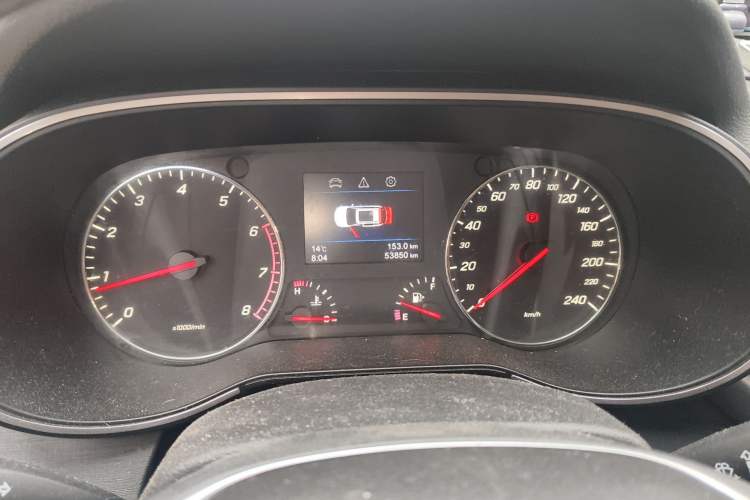 Used FAW Senya R9 2018 1.2T Manual Luxury Smart Edition
