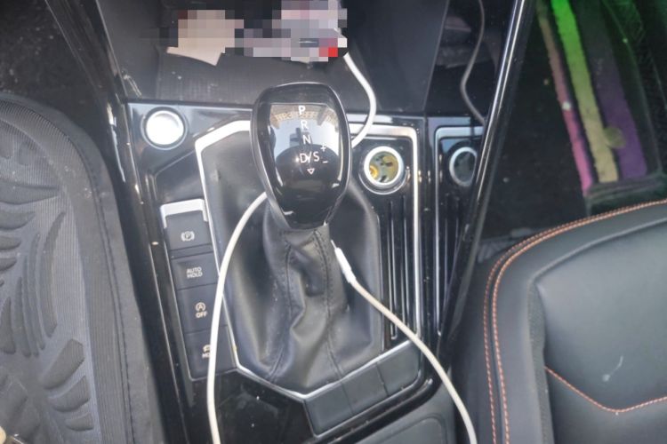 Used Volkswagen Tayron 2021 330TSI Two-Wheel Drive 30th Anniversary Edition Gear Lever