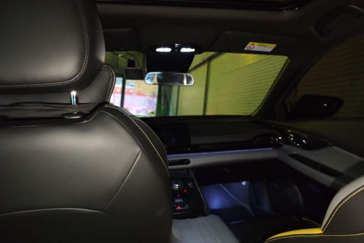 Used GAC Trumpchi EMPOW 2021 270T DCT J15 Version Headliner