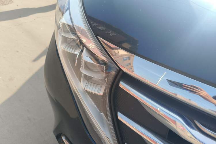 Used GAC Trumpchi M8 2018 320T Flagship Edition Right Front Headlight