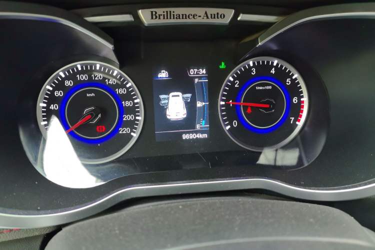 Used Brilliance V3 2016 1.5L Manual Smart Version
