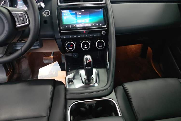 Used Jaguar E-PACE 2018 P200 China VI Gear Lever
