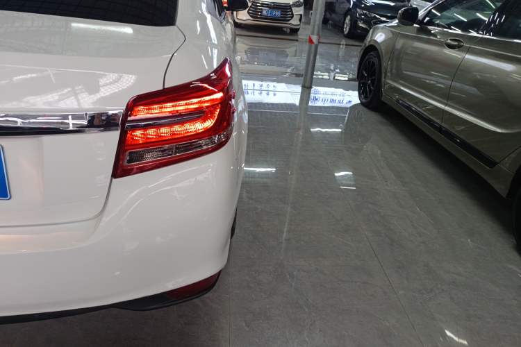 Used Toyota YARiS L Zhi Xiang 2017 1.5E CVT Dynamic Edition Right Rear Taillight