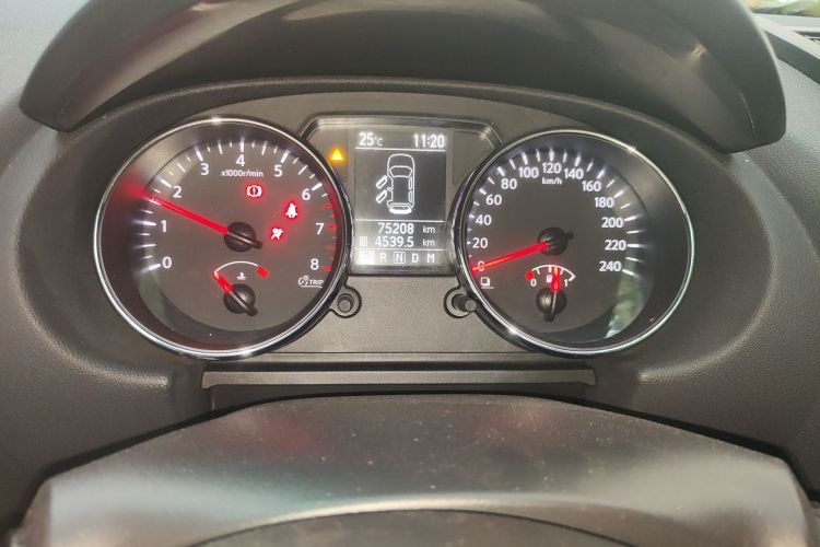 Used Nissan Qashqai 2015 2.0 XL Coolfire CVT 2WD
