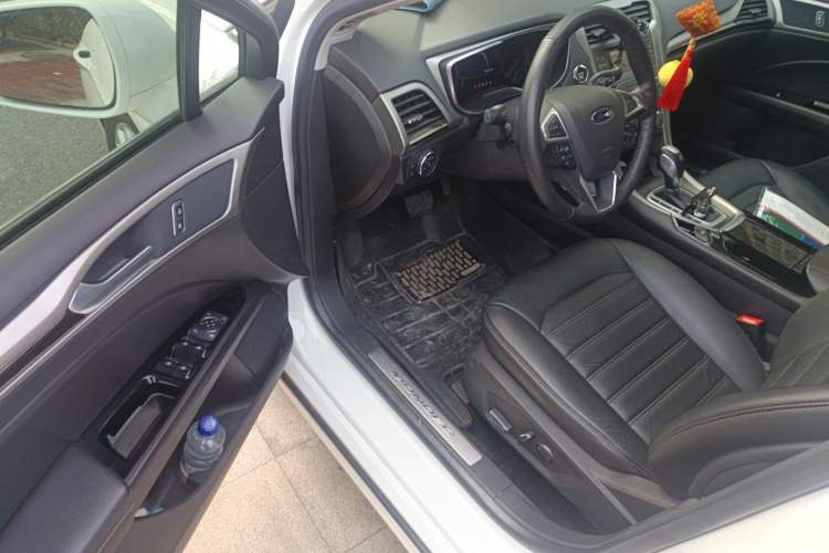 Used Ford Mondeo 2013 2.0L GTDi 200 Fashion Edition