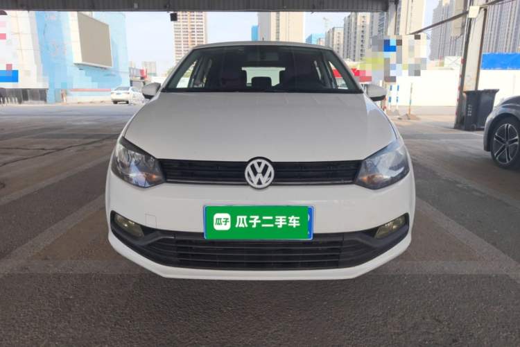 Used Volkswagen Polo 2016 1.4L Manual Fashion Model Front