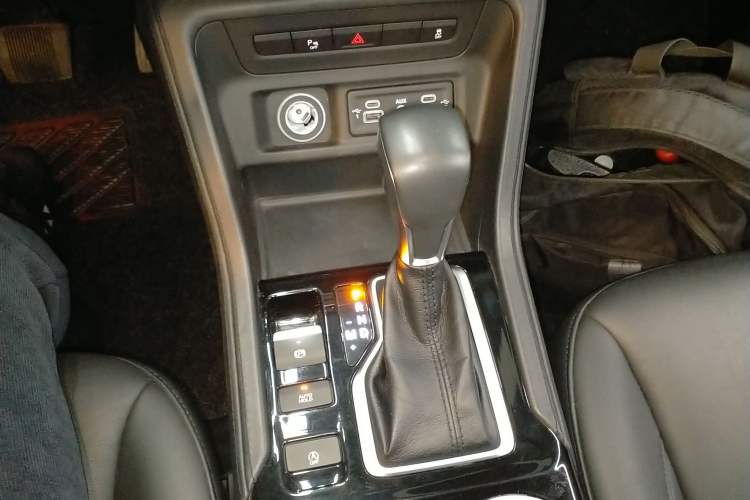 Used Jeep Grand Commander 2022 2.0T Two-Wheel Drive Luxury Version