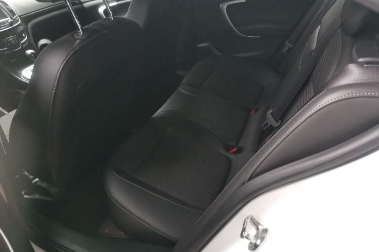 Used Buick Regal 2015 1.6T Leading Technology Model
