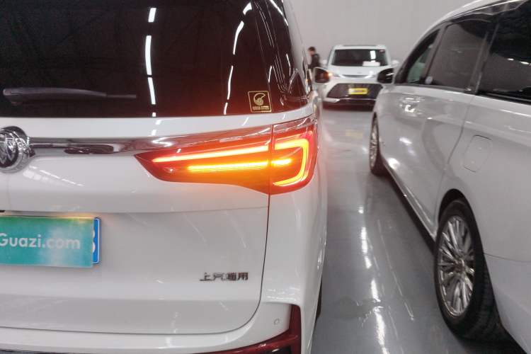 Used Buick GL8 2021 ES Landtrek 653T Comfort Edition
