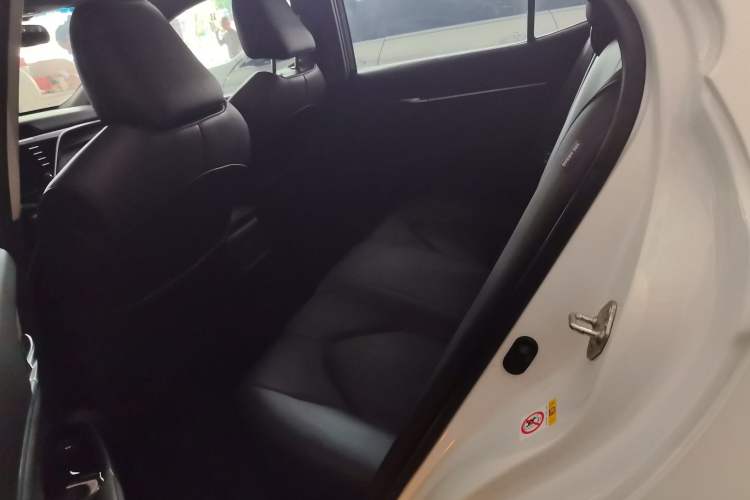 Used Toyota Camry 2018 2.5G Luxury Edition Left Rear Seat