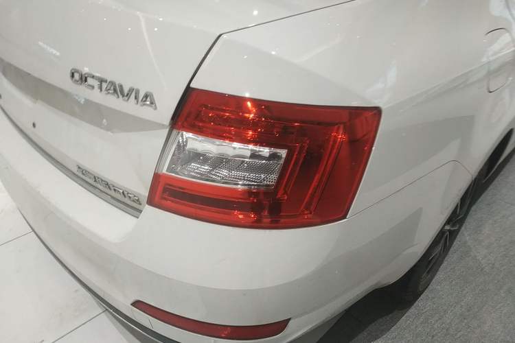 Used Skoda Octavia 2017 TSI280 DSG Smart Drive Edition