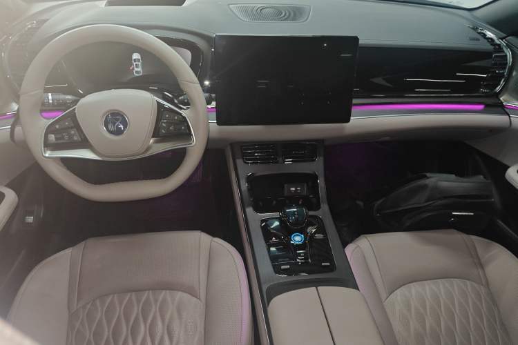 Used BYD Han 2025 DM-i Intelligent Driving Edition 125KM LiDAR Flagship Model Center Console