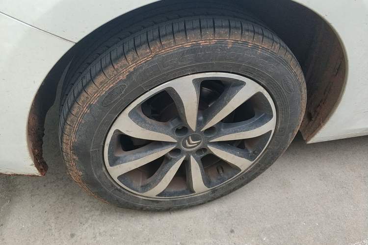 Used Citroen C4 Sega 2016 1.6L Automatic Luxury Model Right Rear Wheel Hub