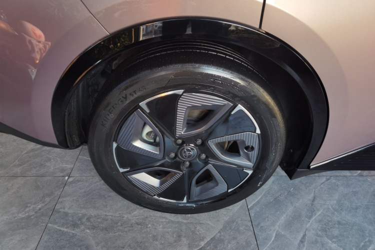 Used Toyota bZ3 2023 616 km Long-Range Premium
