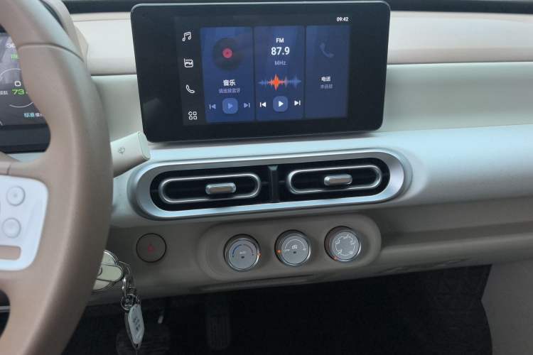 Used Wuling Hongguang MINIEV 2024 3rd Generation 215km Advanced Version
