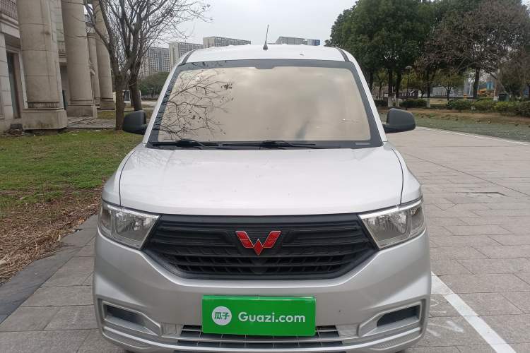 Used Wuling Hongguang V 2021 1.5L Jingqu Version LAR
