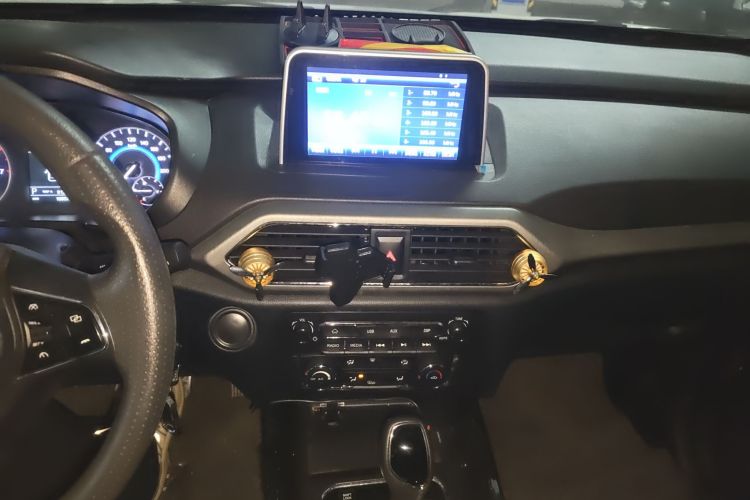 Used Dongfeng Fengon S560 2019 1.8L CVT Elite Model
