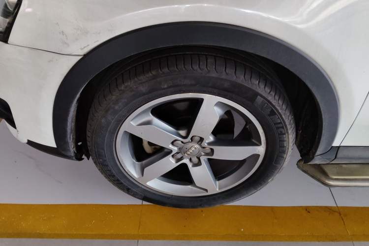 Used Audi Q3 2015 30 TFSI Ambition Edition