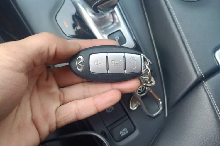 Used Infiniti QX50 2018 2.0T Four-Wheel Drive Elite Edition Vehicle Key