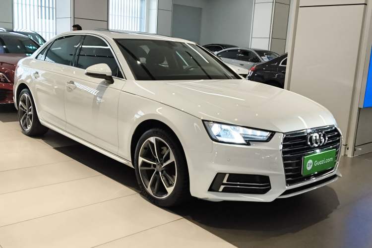 Used Audi A4L 2019 40 TFSI Ambition China VI