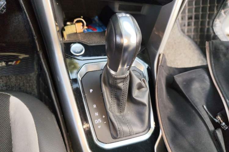 Used Volkswagen T-ROC 2020 280TSI DSG Two-Wheel Drive Advanced Version