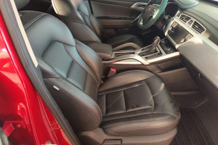 Used Geely Auto Emgrand X7 Sport 2016 1.8TD Automatic Smart Model Right Front Seat