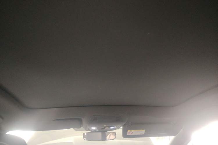 Used Volkswagen ID.4 CROZZ 2022 Long-Range PRO Edition Headliner