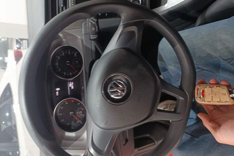 Used Volkswagen Golf 2016 1.6L Automatic Fashion Model