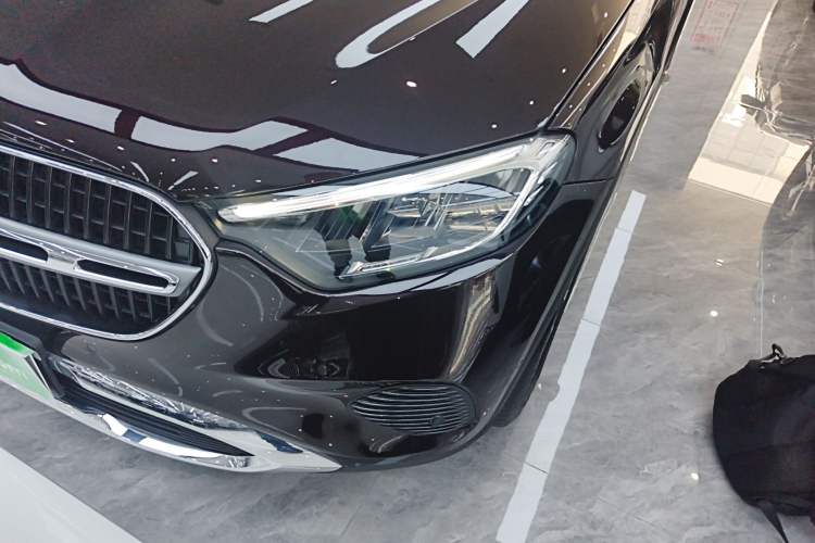 Used Mercedes-Benz GLC 2023 GLC 260 L 4MATIC Dynamic Edition 5-seater