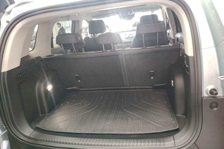 Used Formula Leopard Titanium 3 2025 501 km All-Wheel Drive Intelligent Driving Max Edition