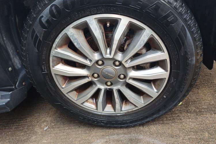 Used Haval H6 2017 Red-Label Sport Edition 1.5T Automatic Two-Wheel Drive Luxury Model
