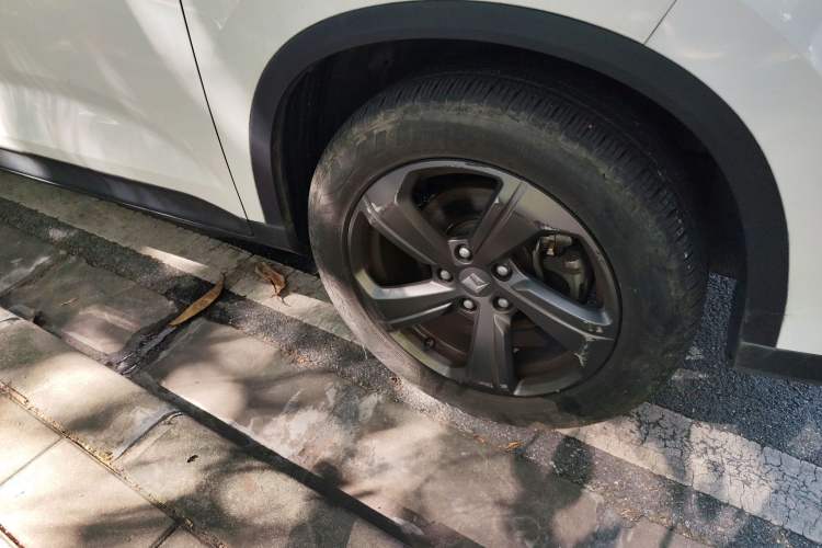 Used Baojun RM-5 2019 1.5T CVT Elite Version with 24-Hour Online Service 7 Seats
