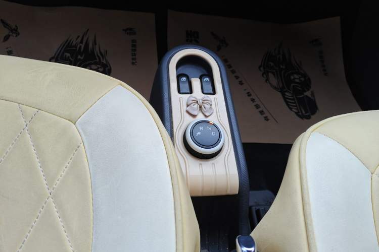 Used Wuling Hongguang MINIEV 2021 Macaron Fashion Model Lithium Iron Phosphate
