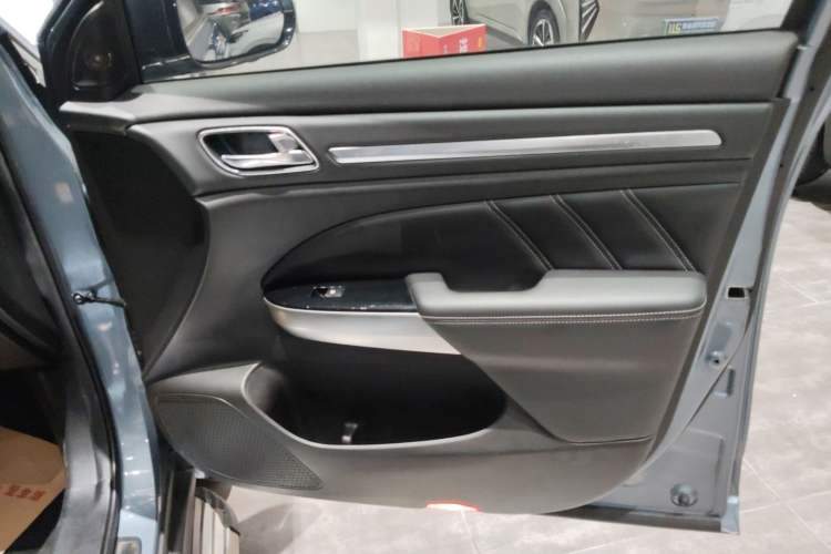 Used GAC Trumpchi GS8 2020 390T Two-Wheel Drive Luxury Smart Connectivity Version (7 Seats)