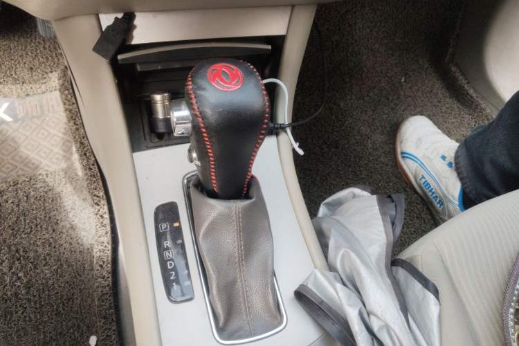 Used Dongfeng Aeolus A60 2012 1.6L Automatic Luxury Version
