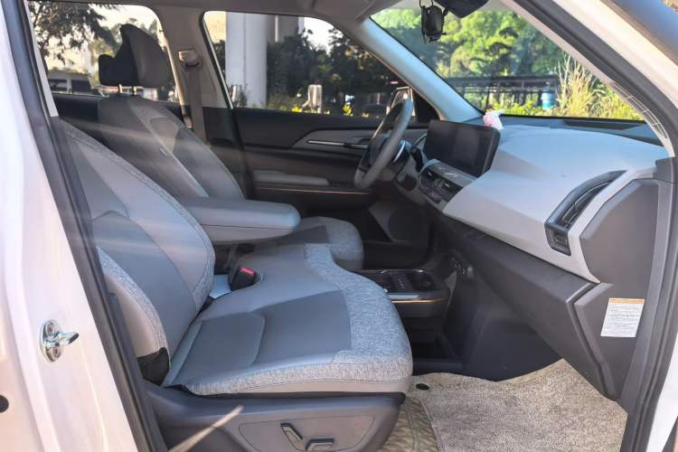 Used Kia EV5 2024 530 Land