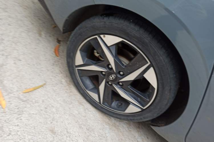 Used Hyundai Elantra 2021 1.5L CVT LUX Prestige Edition