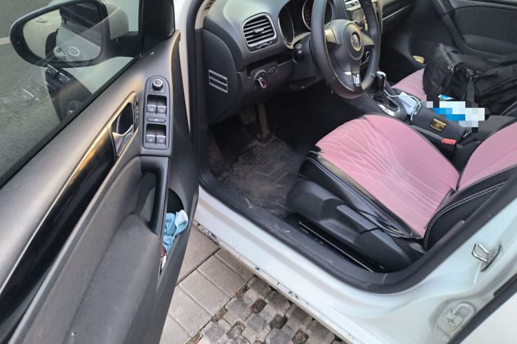 Used Volkswagen Golf 2012 1.6L Automatic Comfort Model
