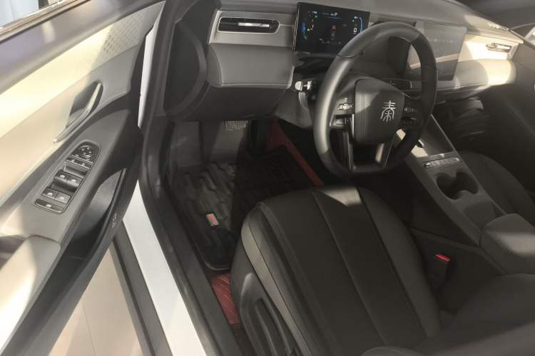 Used BYD Qin PLUS  Driver Seat