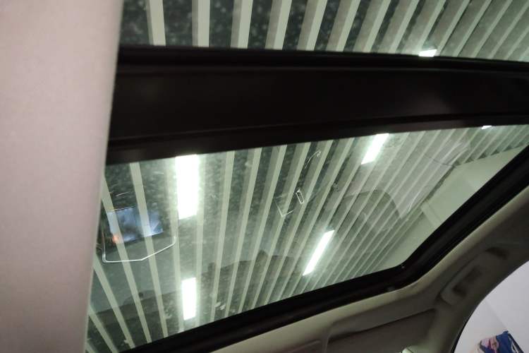 Used Cadillac SRX 2014 3.0L Comfort Model
