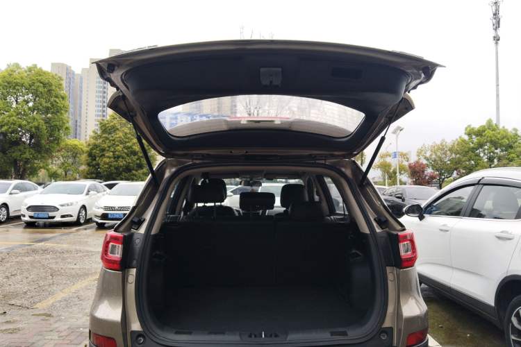 Used CHANGAN CS75 2016 2.0L Manual Luxury Version China IV Standard