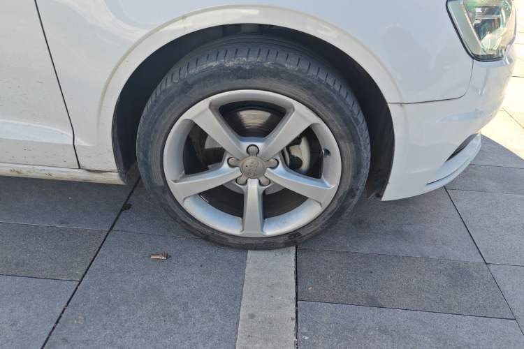 Used Audi A3 2014 Limousine 35 TFSI Automatic Comfort Model