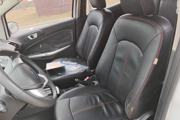 Used Ford EcoSport 2013 1.5L Automatic Fashion Model