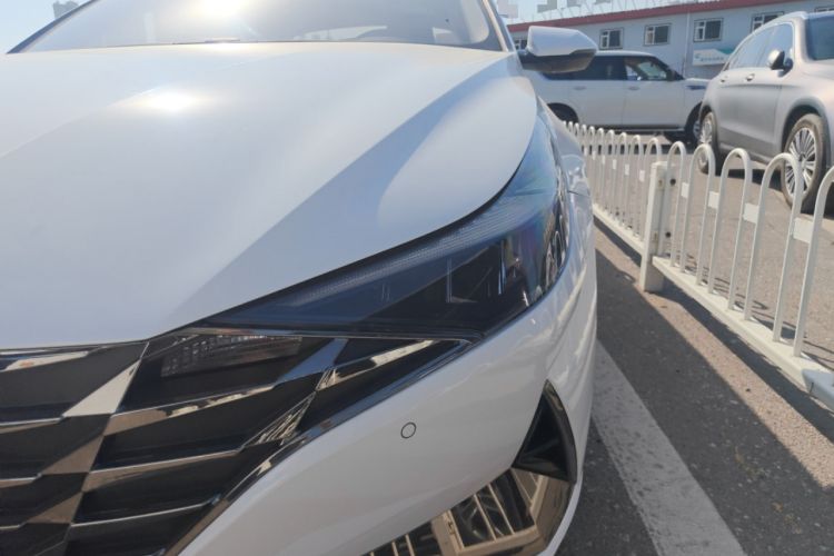 Used Hyundai Elantra 2022 1.5L CVT LUX Prestige Edition Left Front Headlight