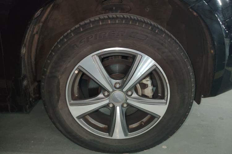 Used Haval H6 2016 Upgraded Model 1.5T Manual Two-Wheel Drive Elite Version
